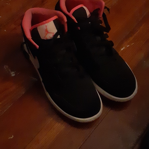 Jordan 1s - Picture 2 of 3